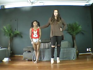2 meninas muita chatiadas