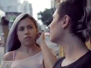 Barbara Costa e Emme White se pegando gostoso