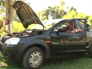 Lésbicas chupando o cuzinho 3 ( Brasil )