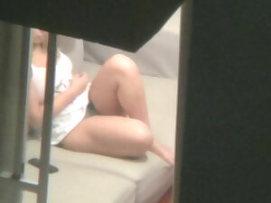 Vizinha Coxuda 07 - Neighbour Legs